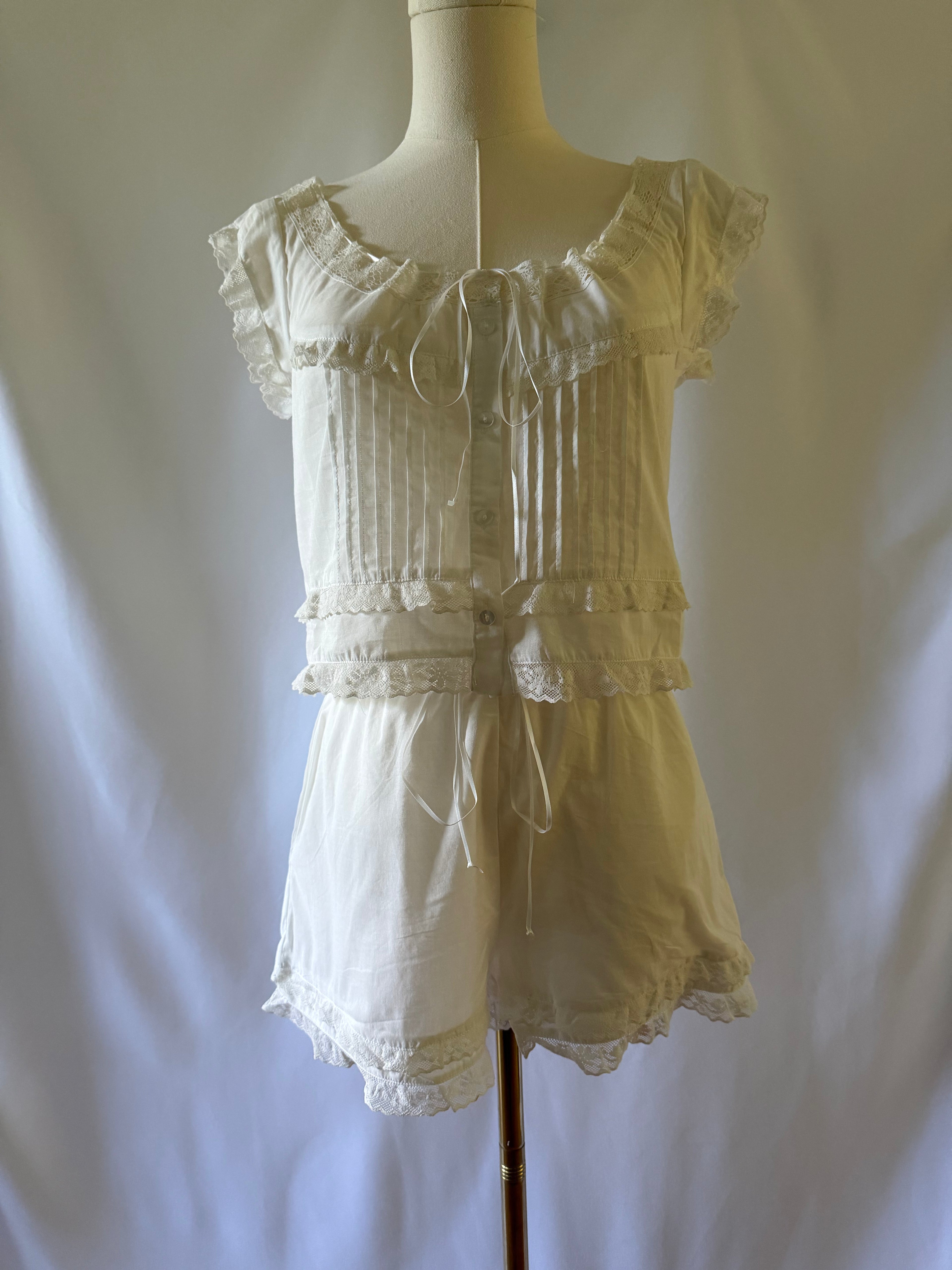 Amaya White Cotton Set